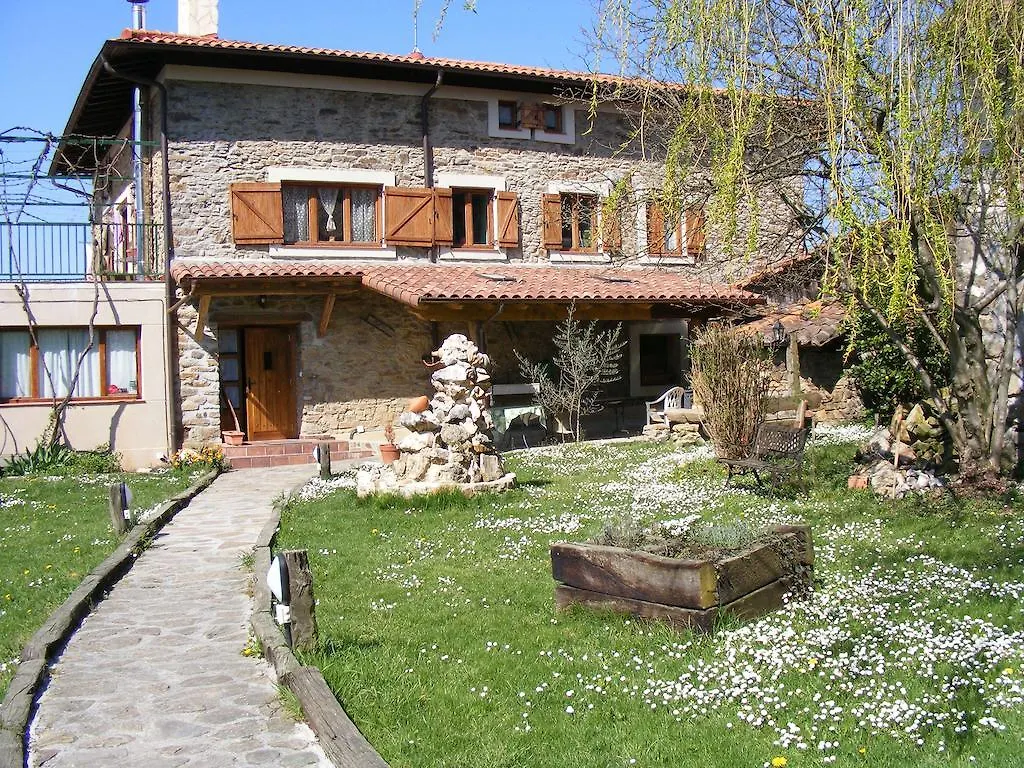 Casa Rural Altzuste Landetxea Zeanuri 0*,